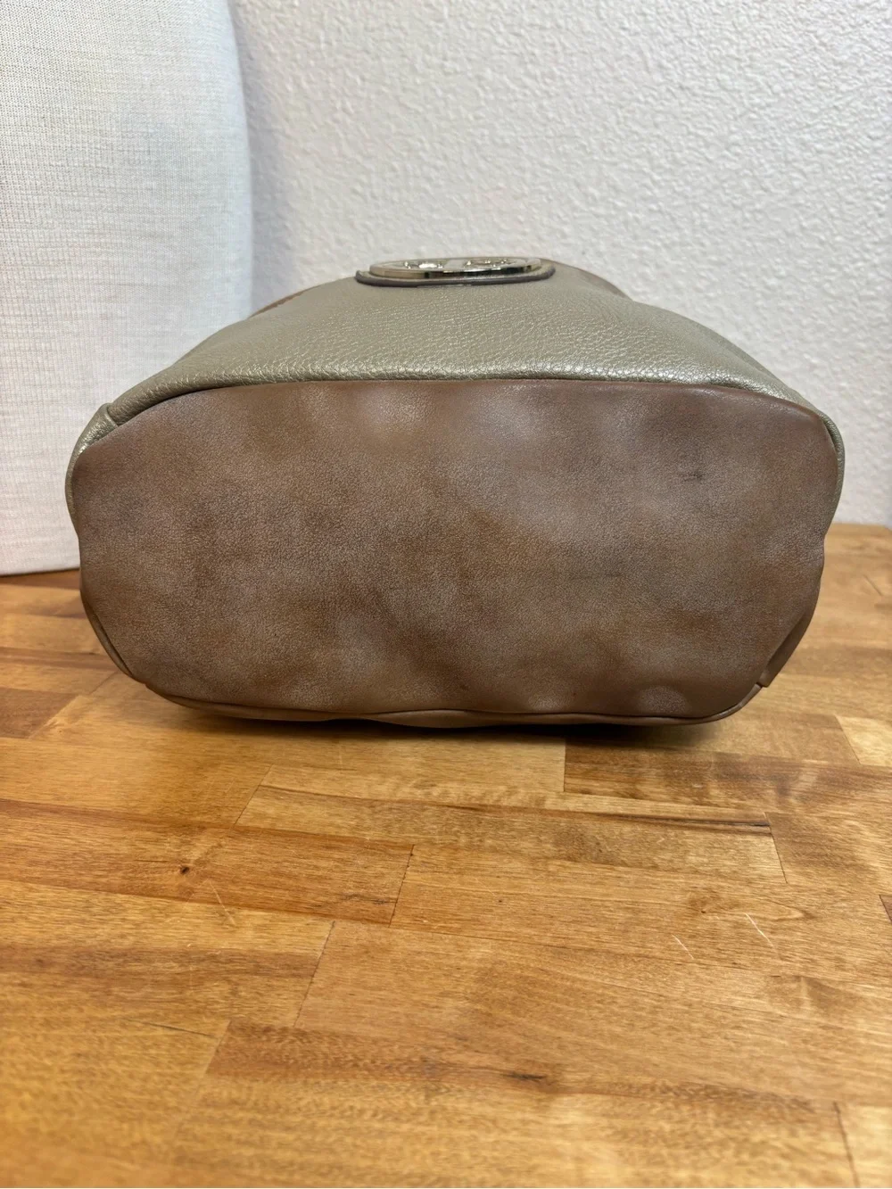N/A taupe suede